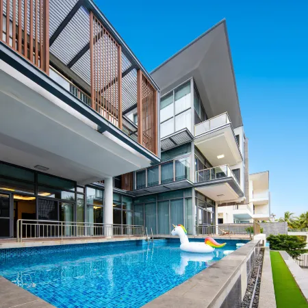 Lan Shan Chv Coastal Hotel