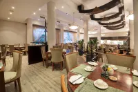 The Commodore Hotel - Frühstück