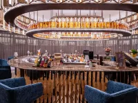 Crystal Hotel Qingdao HK Middle Road - ที่มีบาร์