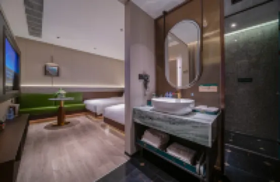 Guanlan Artistic Scenic Hotel (Yellow Crane Tower Wuhan Yangtze River Bridge) โรงแรมใกล้ตู้ฉิงชวน