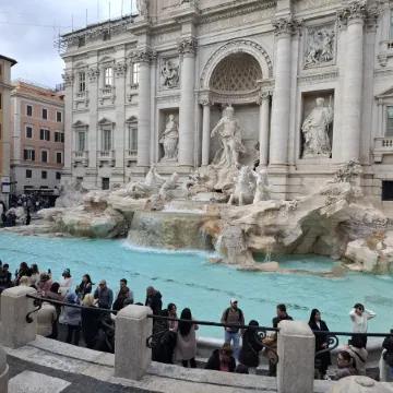 Amelie Suite Trevi Отели рядом с достопримечательностью «Спанья»