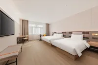 Home Inn  (Wanda Plaza, Ulanqab Teachers College)