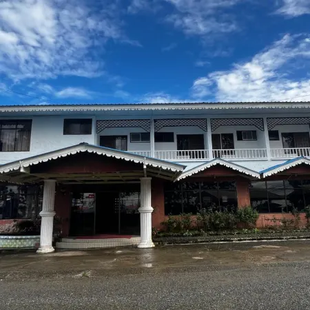 Kinabalu Rose Cabin
