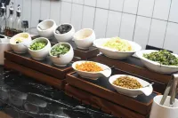 Wutong Xiangxie Hotel (South Dalian Branch, South Lake Scenic Area)