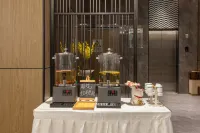 Echarm Hotel (Hechi Bama) - نادي رياضي