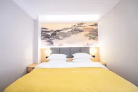 Kangding Yunmanjian Hotel (Mugecuo Scenic Area) - New
