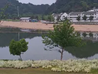 West River Bay Hotel - Mountain View