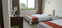 Taoyuan Homestay - غرفة مطلة على الجبل