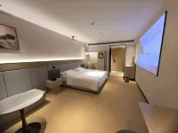 New Beacon International Hotel (Memory Block Store)
