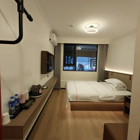 Leye Jane Pai Fashion Hotel