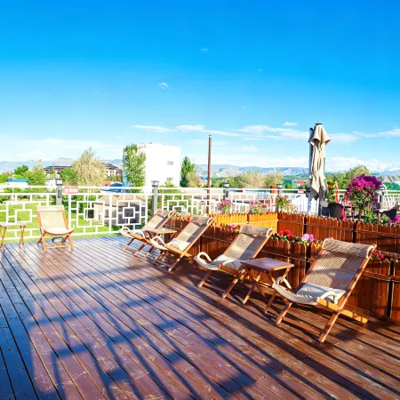 Xiaoting Yuezhu | Quiethome · Serene Homeland · Secret Realm Resort Homestay (Tekes Branch)