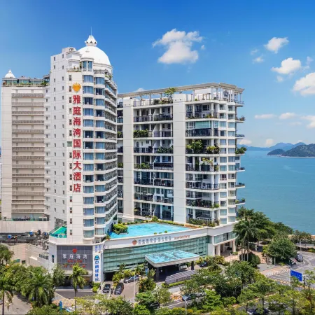 Acotown Gulf International Hotel Отели рядом с достопримечательностью «Вутонг Маунтен»