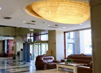 Artux Yaxing Grand Hotel