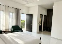 FUNHUARICHHOTEL LIMITED
