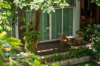 Kodchasri Thani Heritage Collections Hotel dekat Stadion Thapae