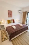 Holiday House Kata & Karon Phuket Hotel