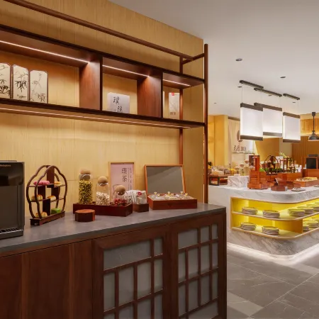 Jianguo HIDDEN Hotel (Dalian Xinghai Ronghui Xi'an Road Commercial Street)
