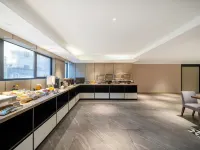 Homeinn Plus Hotel (Danzhou Summer Square Bus Station) - Pet-friendly
