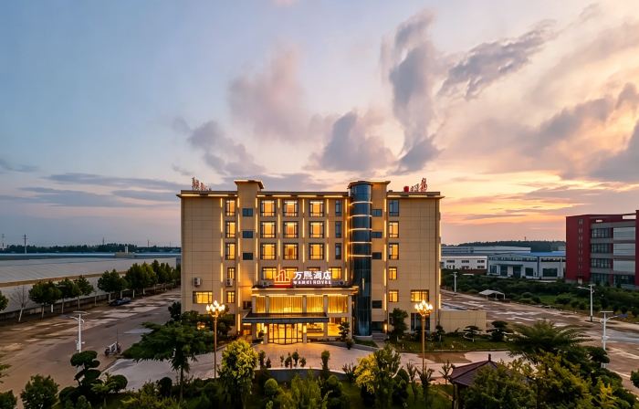 Wanxi Hotel (Dengzhou Huazhou Bus Station Branch)