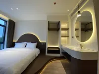 Puyu · Lansu · Private Courtyard · Scenic Apartment - Bintang 3