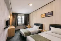 Hotel Vistaria - Khách sạn giá rẻ