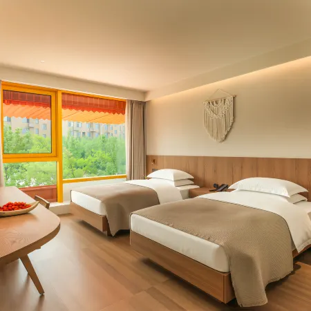 Bailu Bay · Zhiguang Mountain House