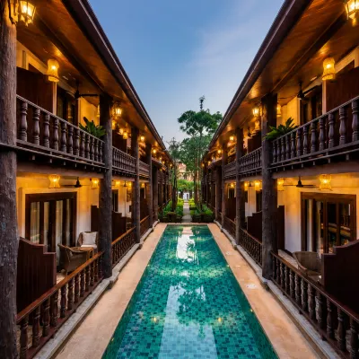Treasure Heritage Hotel Hotels near Wat Tat Luang