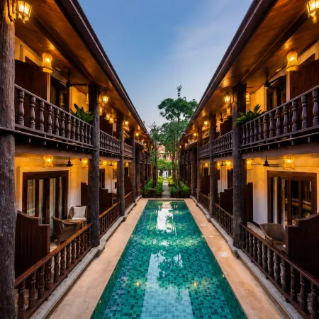 Treasure Heritage Hotel Отели рядом с достопримечательностью «Ват Тат Луанг»