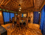 Baktoo Palace premium Houseboat - breakfast