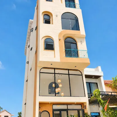La Riva Riverside Hue Hotel & Rooftop โรงแรมใกล้สะพาน Thanh Toan
