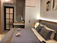 Light Star Villa - 2-Star