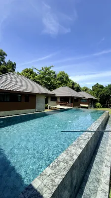 No 8 Nature Home Poolside Bungalow Woktum - 2-نجوم