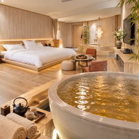 Onsen and Zen  Resort Hotel Leshan