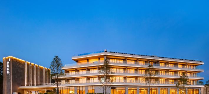 Shanbian Hot Spring Hotel (Wanfenglin) Hotels in Xingyi
