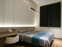 Muhe Courtyard Homestay (Chikan Branch) - Balkoner