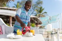 Nomad Beach Resort - Breakfast