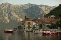 Vila Perast Boutique Hotel Hotel in zona Isola di San Giorgio