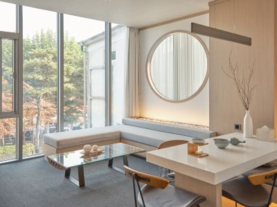 UH Suite The Seoul
