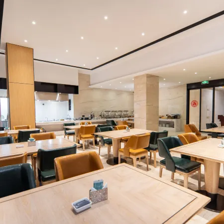 Earl Family Hotel (Ma'anshan High-Speed Railway East Station Erzhong Subway Station)