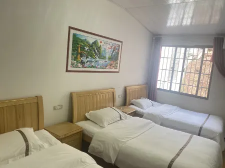 Convenient B&B Отели рядом с достопримечательностью «Mulan Grassland»