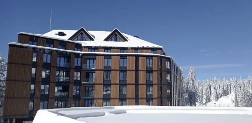 Aparthotel Woodside by Anaya Hotels in Brzeće