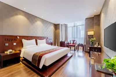 Christine Hotel (Baotou Yiji Group) Hotels near Baotou Wangruofei Memorial Hall