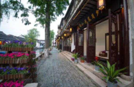 Zhouzhuang Linshui Huachenyuexi Homestay โรงแรมในคุนซาน