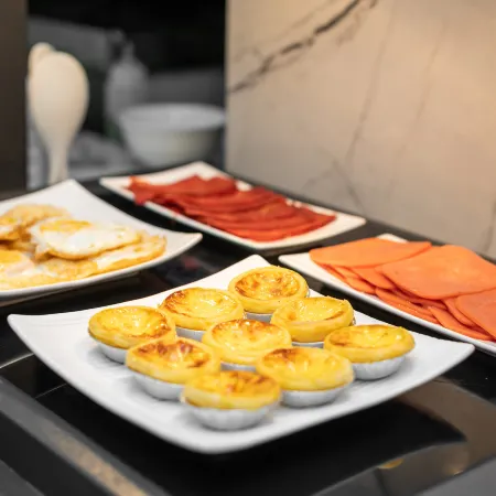 Mission Hills Pujiang Hotel