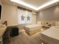 Backpackers in Yeosu Hotels near Expo EDG Square