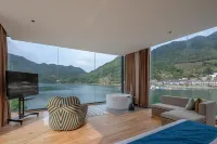 Renli Baijiajia Homestay