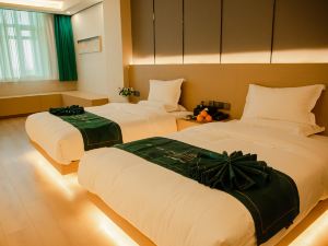 Home Inn UP Huaxuan Collection Hotel (Zhangzhou Ancient City)