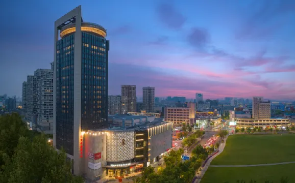 Grand New Century Hotel Nanhu Jiaxing Отели в г. Цзясин