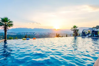 Tianji Cave Hot Spring Homestay