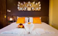 Cm Night Bazaar Boutique Hotel Hotels near Kalare Night Bazaar